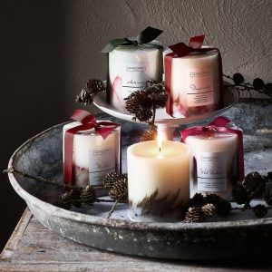 Pomegranate Medium Botanical Candle - Room Fragrances